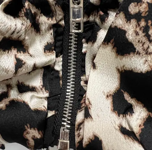 Missguided Misguided Leopard Print Cropped Ruffled Bardot Top