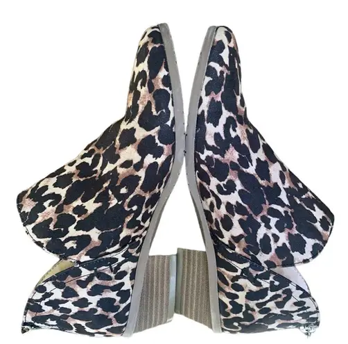 Caslon Kenneth Cole Leopard Print Ankle Booties women’s Sz 7 EUC