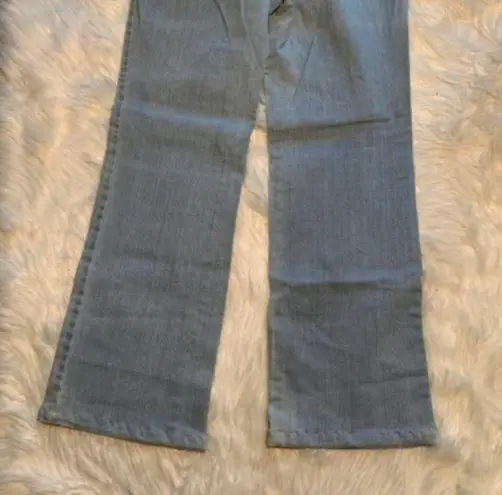 Daisy Fuentes  Bootcut Jeans Light Wash Sea Breeze