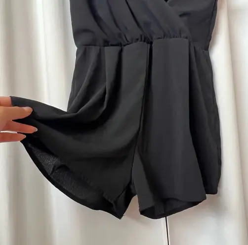 NWOT Solid Black Surplice V