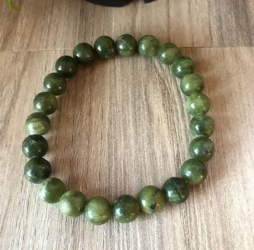 Green Jade Natural Stone Beads Stretchable Bracelet 7"