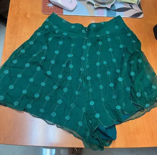 House of Harlow 1960 by Revolve Emerald Green lightweight shorts with polka dots Size XS