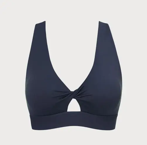 Berlook Activewear Navy Cut Out Lycra® Sports Bra Blue