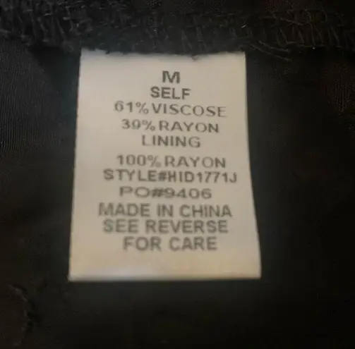 Isalis black small floral print sleeveless mini shift dress size M