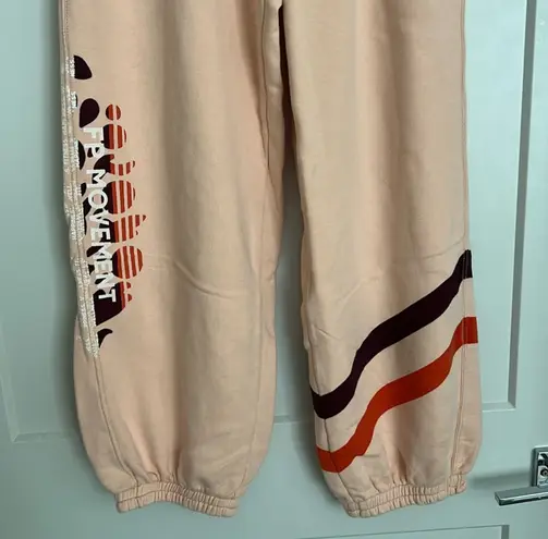 Free People Movement FP MOVEMENT BY FREE PEOPLE ALL STAR LOGO SWEATPANTS SIZE L MSRP $98.00 thumbnail 6
