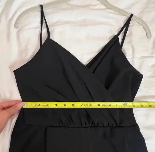 NWOT Solid Black Surplice V