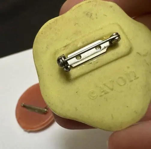 Lot Of 2 Signed Avon Flower Floral Brooch Pins