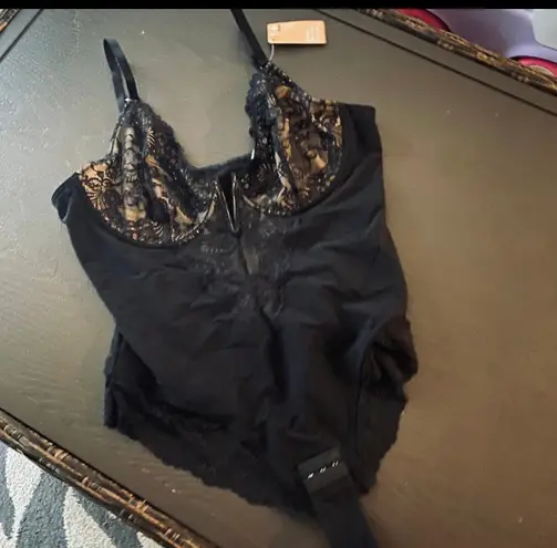 Popilush The Shapewear Bodysuit Deep-V Neck Lace Thong