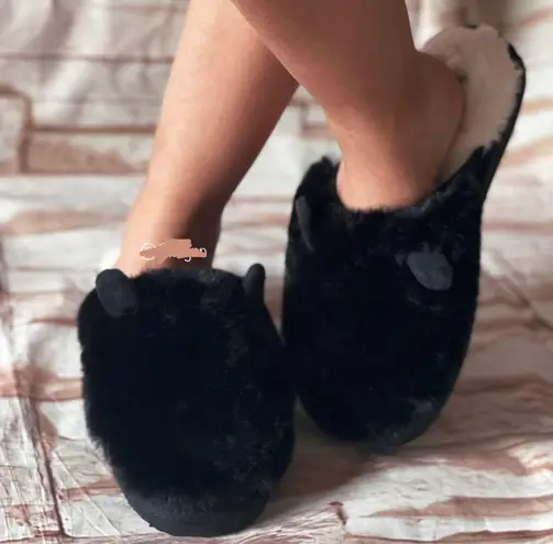 Refresh Black Fleece Lined Teddy Slippers