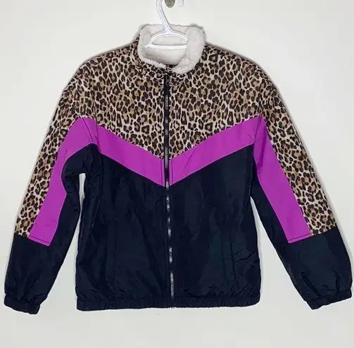 American Eagle  Outfitters leopard Sherpa jacket size XS