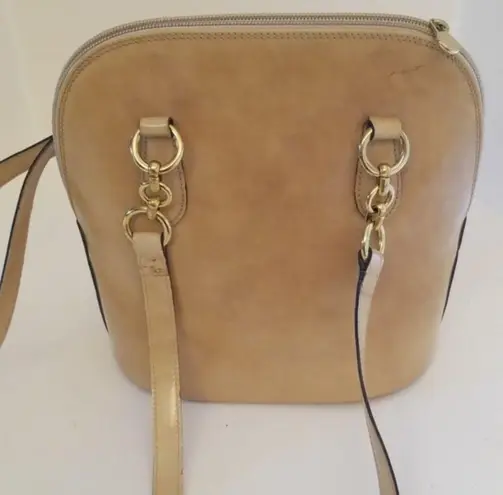 Saks Leather Beige shoulder bag