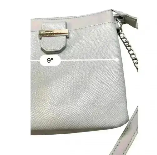 Kenneth Cole Reaction Crossbody purse. Gray, pre