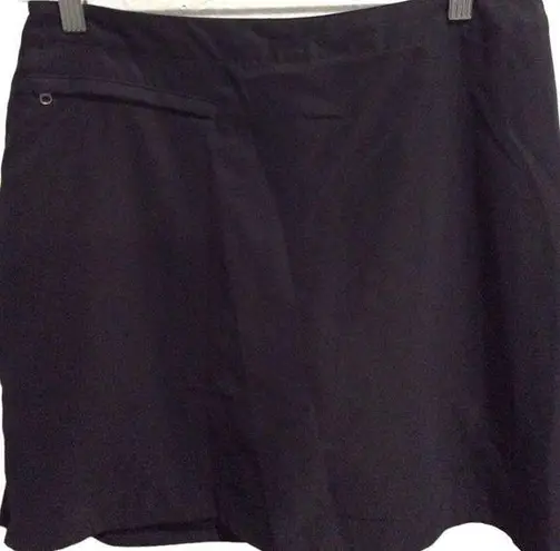 Patagonia  black skirt skort womens size 10 zip sides VNC