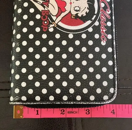 Betty Boop Zip-Around Wallet