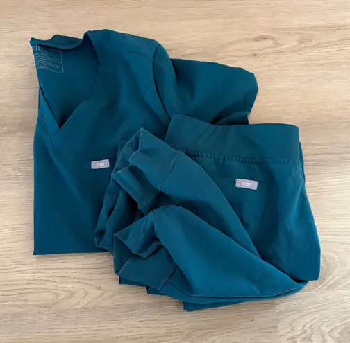 FIGS  Technical Collection Teal Blue Scrub Set Top Pants Women's M/L