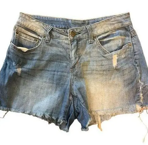 Time & Tru  Women's Distressed Jean Cutoff Shorts. Mid/High Waist, EUC, Size 8