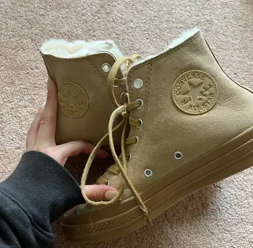 Converse NWOT Chuck 70 Shearling  High Top