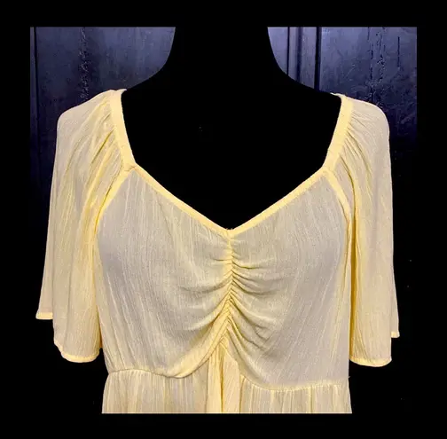 Hippie Rose Yellow blouse with back tie- size large