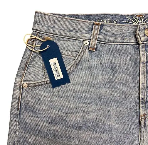 NWT Daily Blue Women’s Freaky Classic Shorts Denim Size 31 Blue Casual