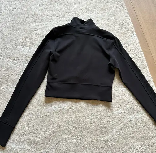 Lululemon Cropped Half-Zip