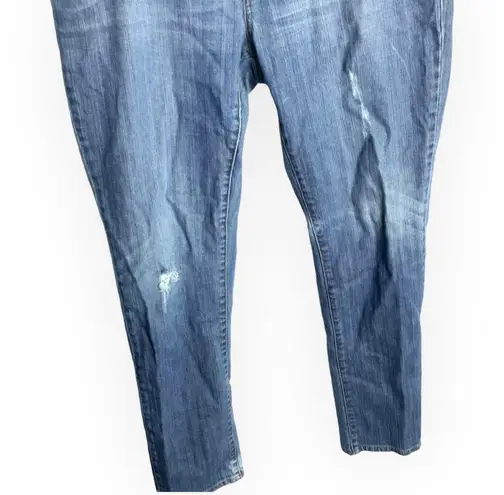 Apt. 9 Faded Ripped Light Blue Jeans Wm Size 12