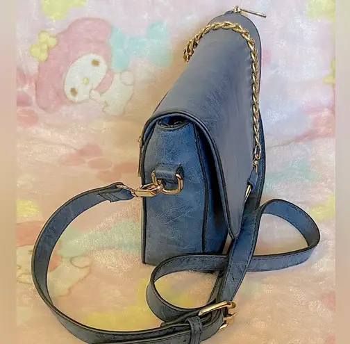 mellow world vintage Blue Leather shoulder bag w/gold chain & Oring (unused)