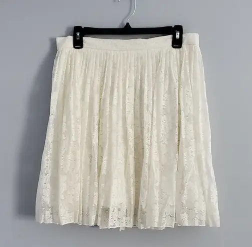 potter's pot White A-Line Romantic Feminine Lace Skirt Size L