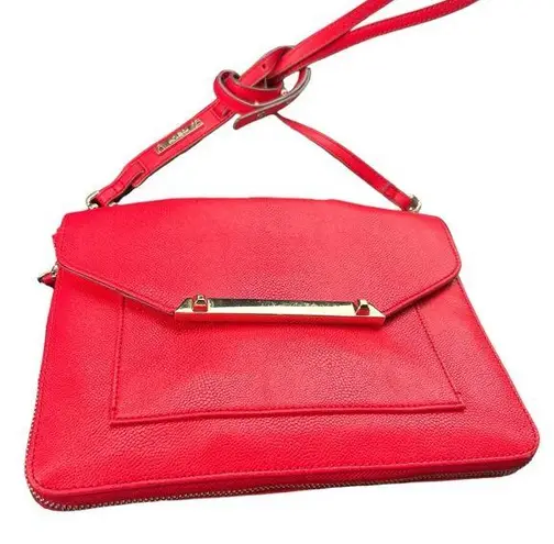 Stella & Dot red crossbody purse EUC like new