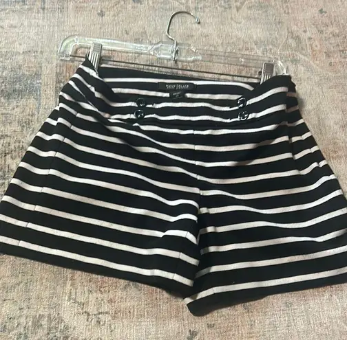 White House | Black Market WHBM black White Striped Shorts Sz Small