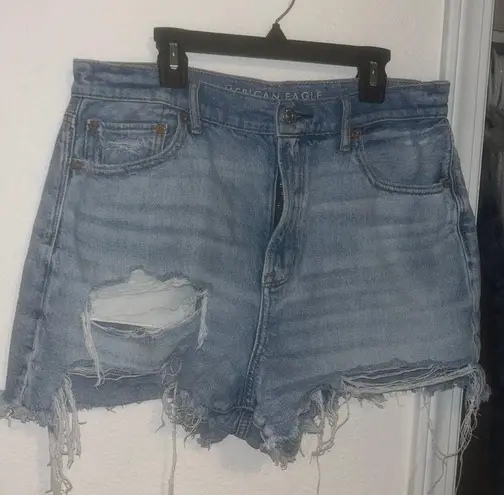 American Eagle High Rise 90’s Boyfriend Short