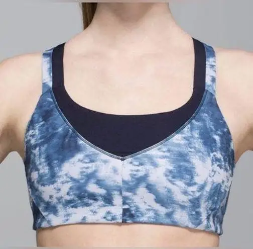 Lululemon  Racerback Sports Bra! Size 6