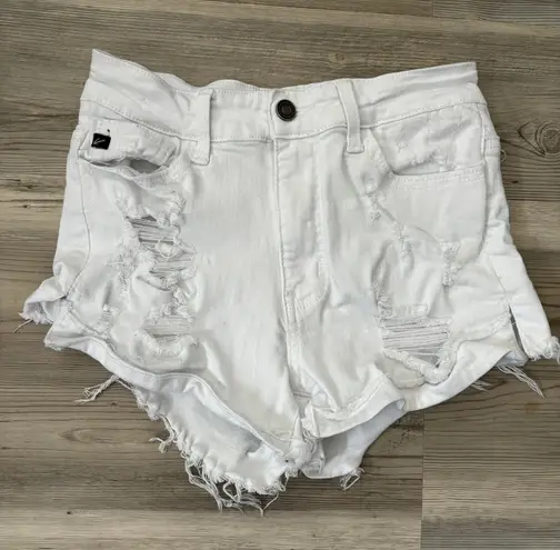 KanCan USA Kancan Size 26 White Denim Shorts Very Stretchy, waist is 12 with stretch to 15, length from top to bottom is 10