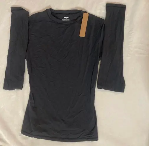 SKIMS Fits Everybody Long Sleeve T-Shirt S NWT