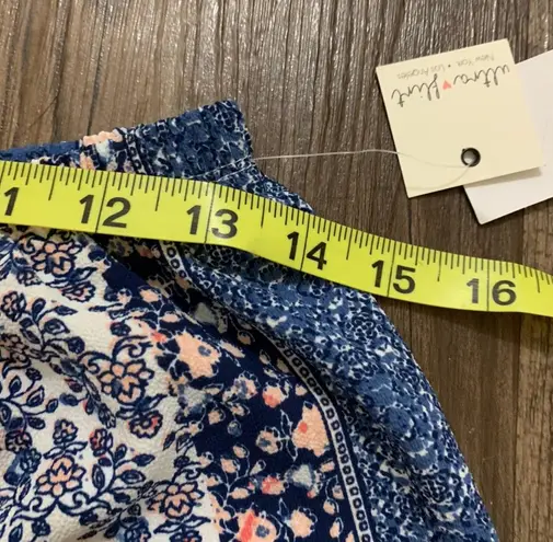 Ultra Flirt Cropped Wide-Leg Pants Medium