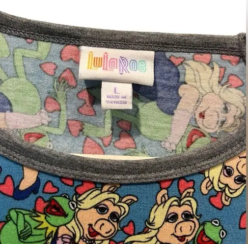 LuLaRoe Disney Kermit and‎ Miss Piggy  Randy Shirt size large