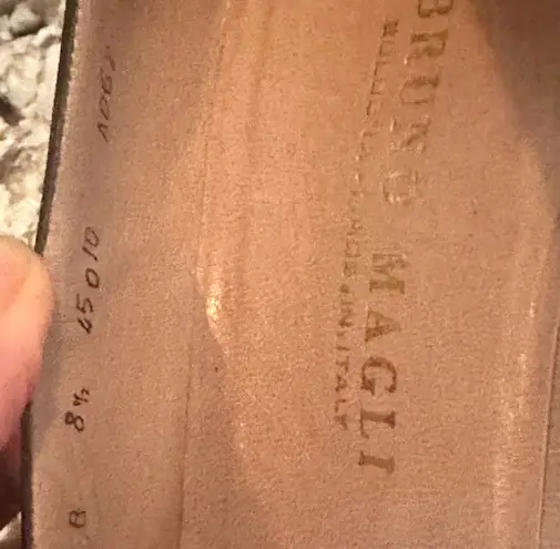 Bruno Magi classic pump / heel sz 8.5 Black