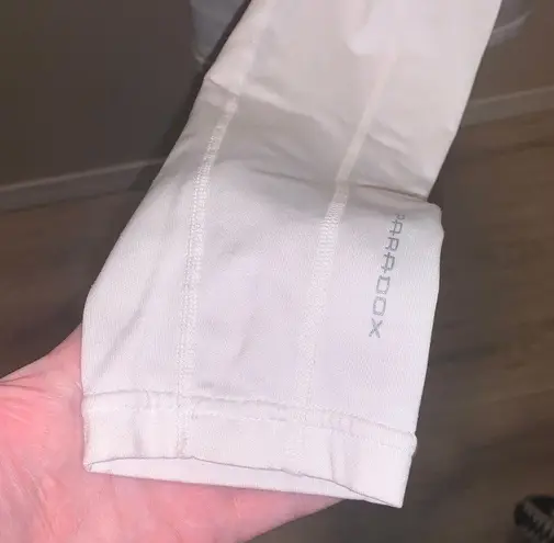 Paradox Activewear Paradox Womans XL White 1/4 zip pullover athletic Long Sleeve Shirt Running Gym