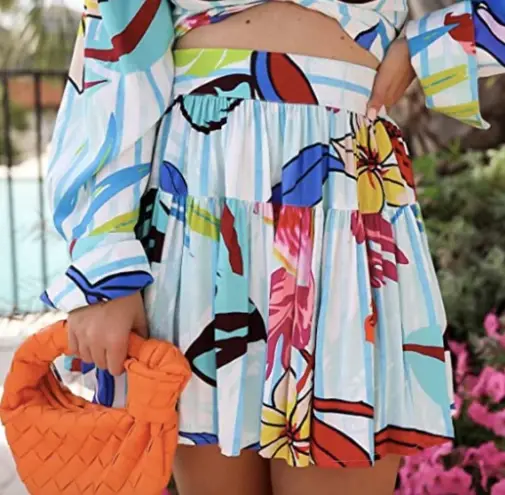 The Drop NWT- Beautiful blue floral skirt, tiered mini skirt