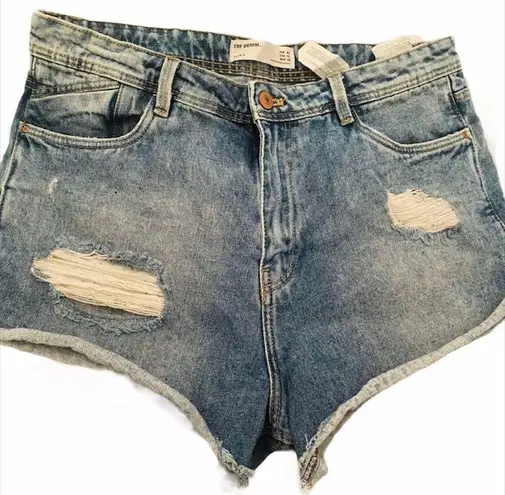 ZARA ✨  Trf Premium Wash Ripped Denim Shorts ✨