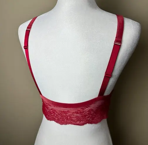 Victoria's Secret  Red Lace Bralette Bra Top Cropped Size Small