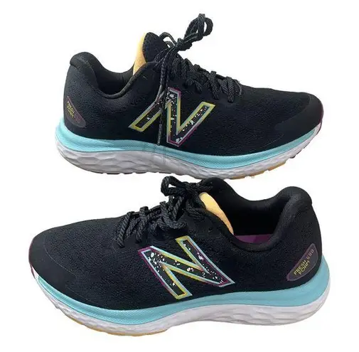 New Balance Fresh Foam 680 Black Running Shoes Womens size 9 **Flaw**