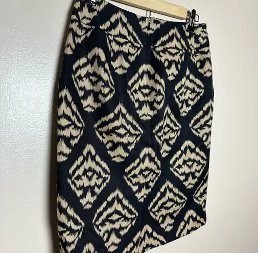 Talbots Black Patterned  Vintage Skirt Size 4 Like New