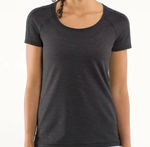 Lululemon  Race Me Short Sleeve Tee Black Striped Silverescent X-STATIC 12