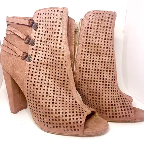 Catherine Malandrino Booties Size 8