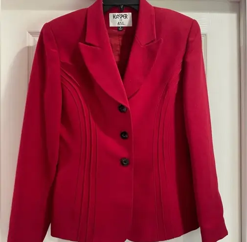 Kasper long sleeve Red Blazer has shoulder pads is a size 6.