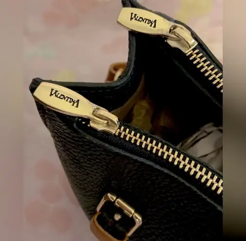 Voight by Valentina Valentina designer vintage italian premium pebbled leather handbag (unused)