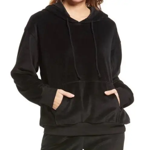 Treasure & Bond NEW Women's Size Medium Black Velour Treatment Hoodie Jacket