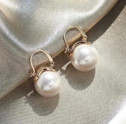 Elegant White Pearl Drop Dangle Earrings for Women Gold