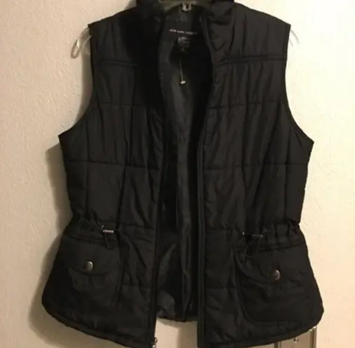 New York & Co. vest size S