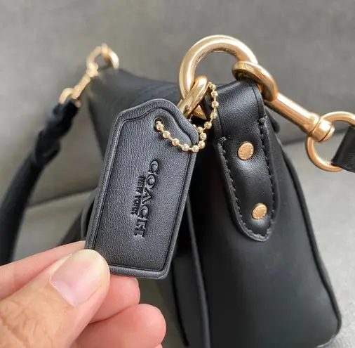 coach Jade Shoulder Bag Style No.F91105